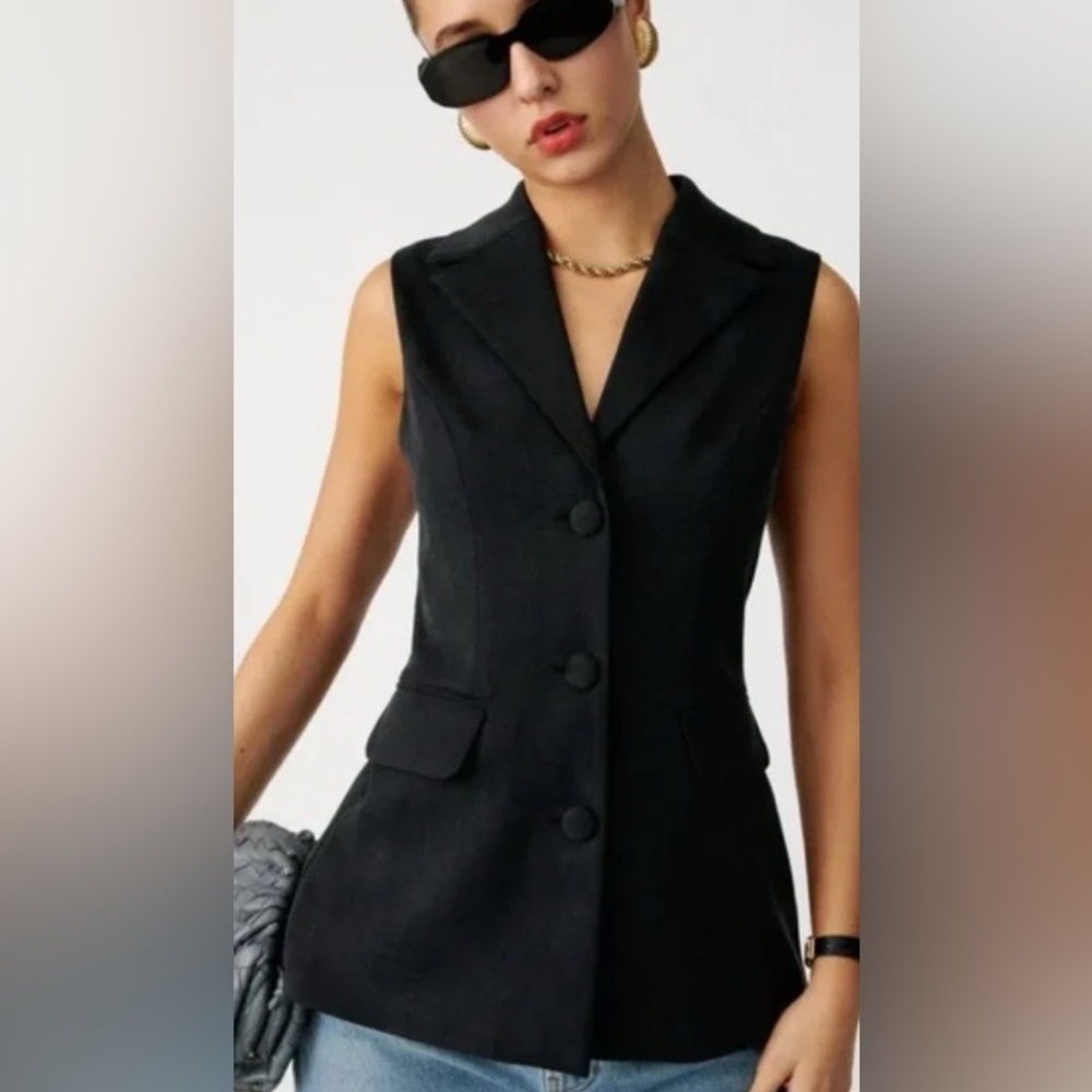 NEW Reformation Billie Sleeveless Vest Black Size Small